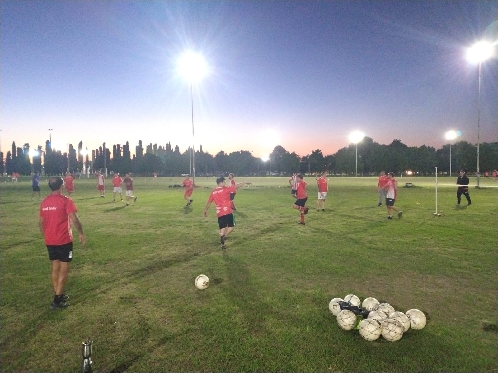 WhatsApp Image 2025-11-12 at 21.45.52 (1)